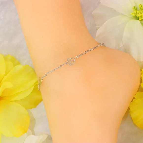 Minimalist Anklet, Sleek & Modern Design, Women’s Fashion, YC110303-A - Picture 9 of 10